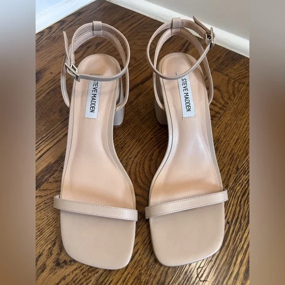 Steve Madden Natural Leather Audrina Nude Ankle Strap Block Heels size 7 - Picture 3 of 5